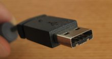 Konektor USB