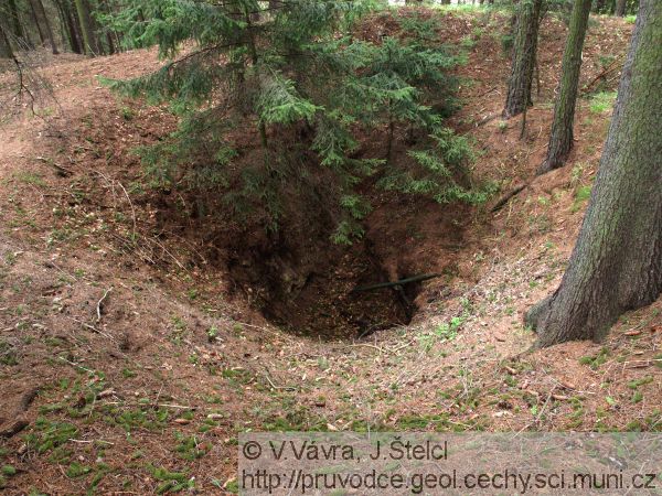 Pekelsk tola - zbytky po historick tb