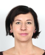 Official photograph Mgr. Lenka Lee, Ph.D.